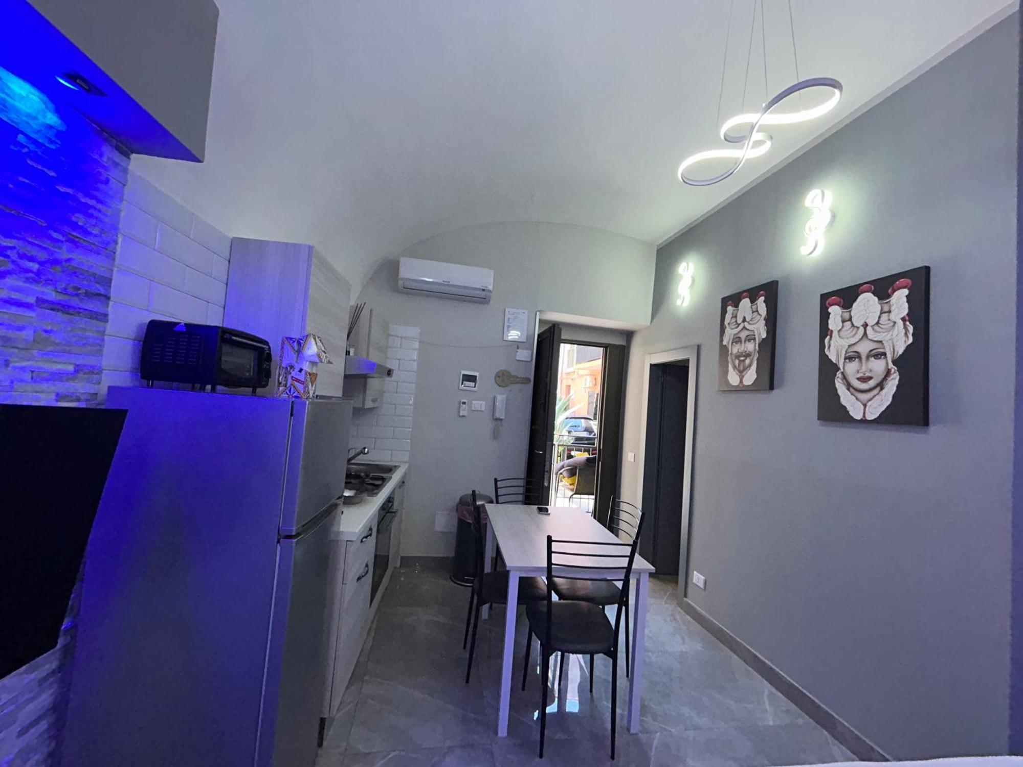 Fanale House Apartment คาตาเนีย ภายนอก รูปภาพ