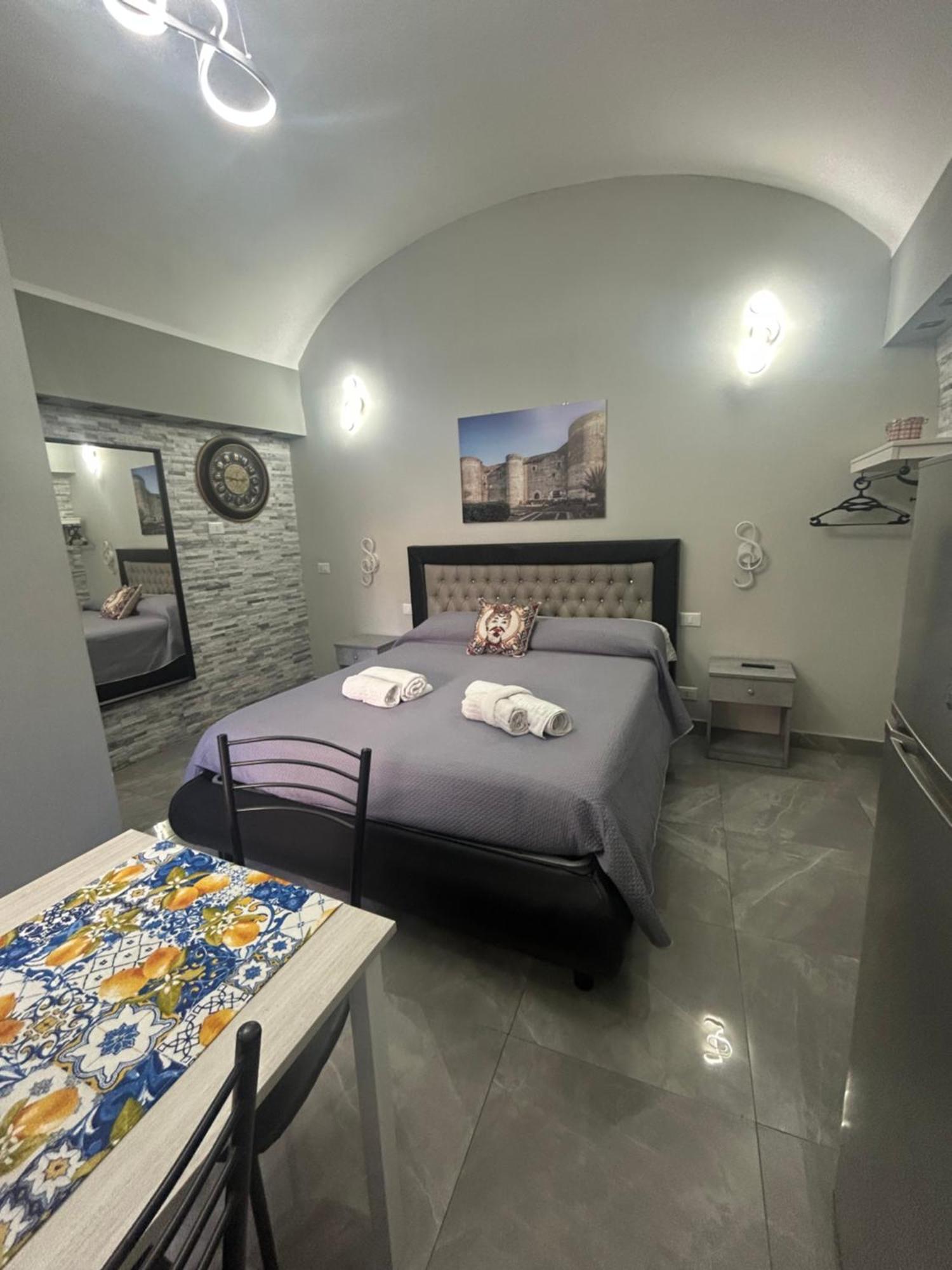 Fanale House Apartment คาตาเนีย ภายนอก รูปภาพ